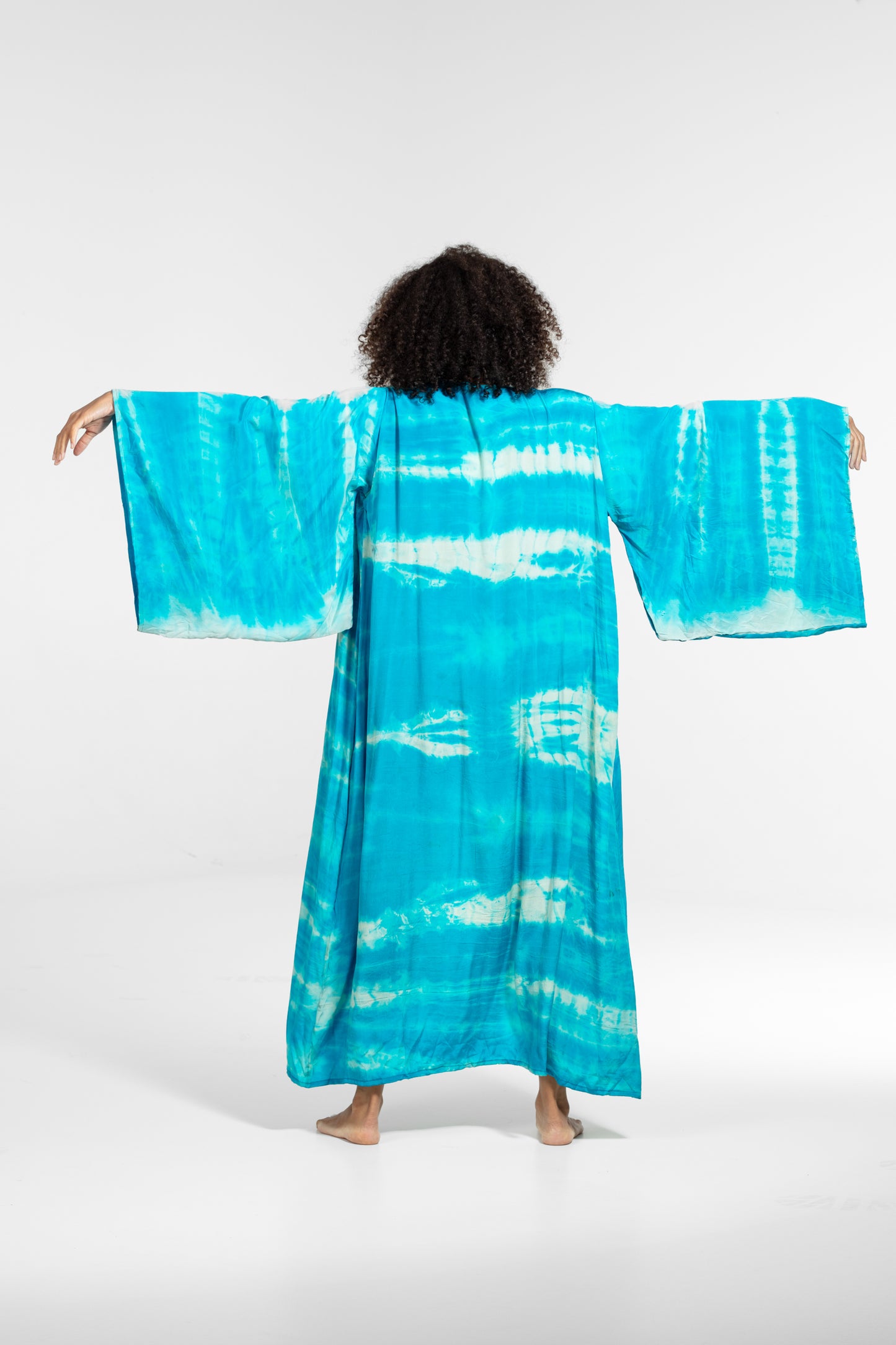 Freya Kimono white-bright blue