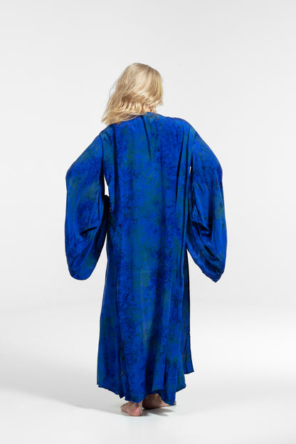 OYA Studio Aura Radiance Kimono – Handcrafted Luxury, Healing and Transformation, Miracle Frequency, dark blue-black
