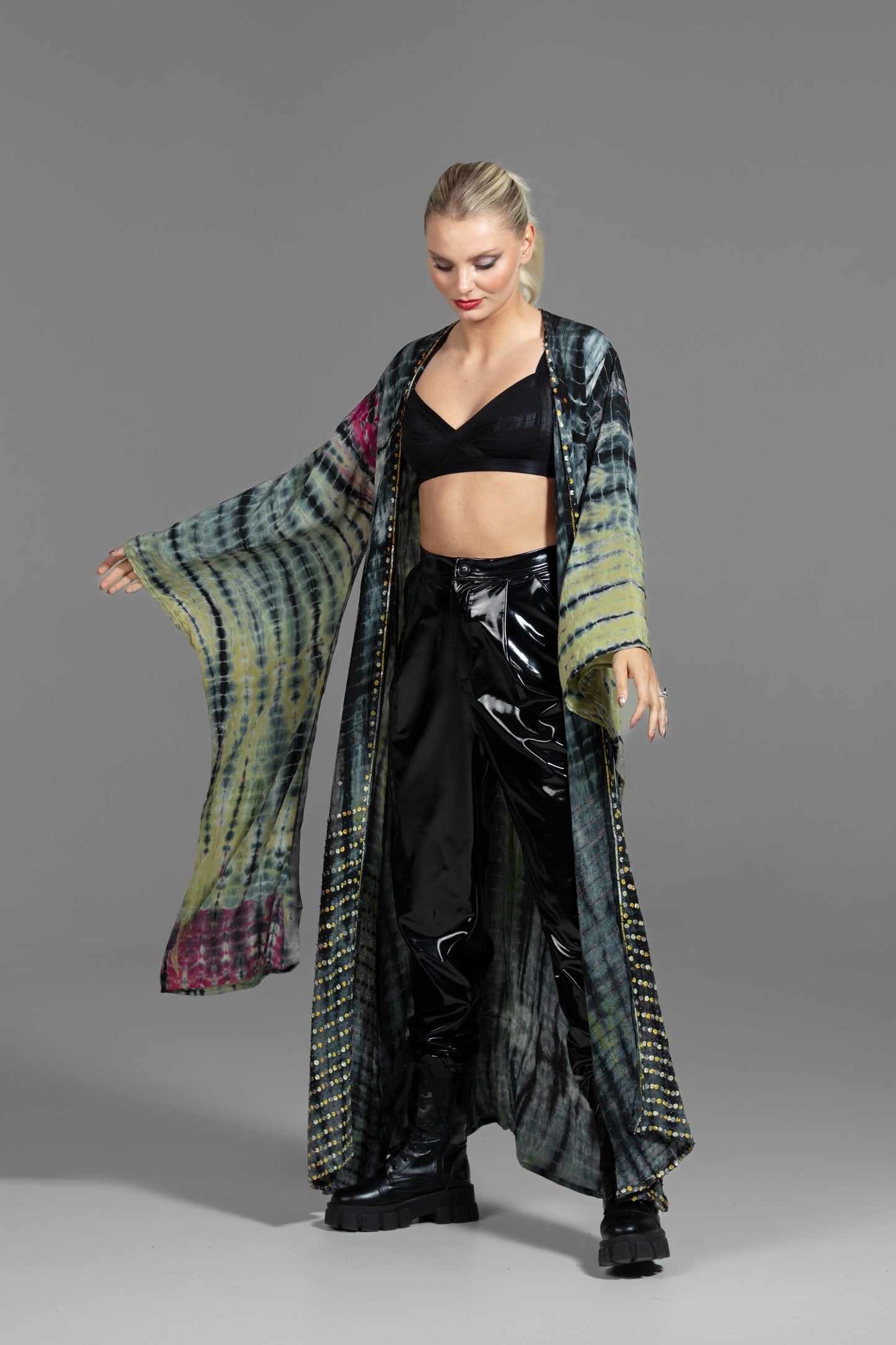 OYA Studio Gaia Kimono – Handcrafted Luxury in Recycled Saree Silk, Grounding Frequency, blue-green-black with Japanese long sleeves